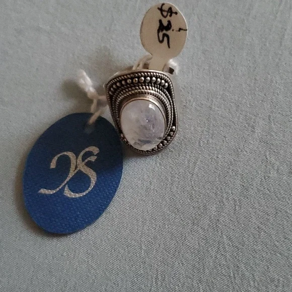 SG's Rainbow Moon Stone Ring made in India - Picture 14 of 16